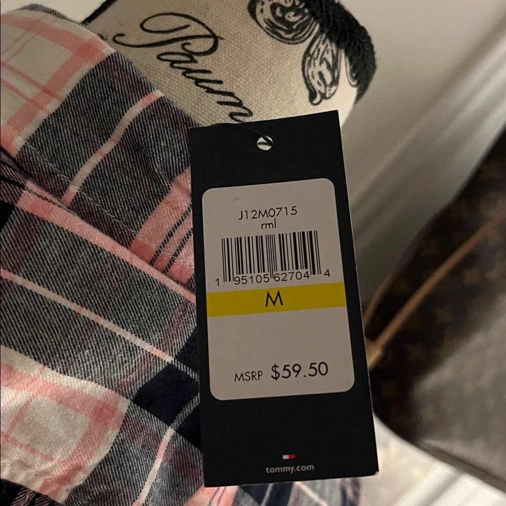 💗Tommy Hilfiger Pink and Blue Plaid Button Down Shirt - Picture 5 of 13